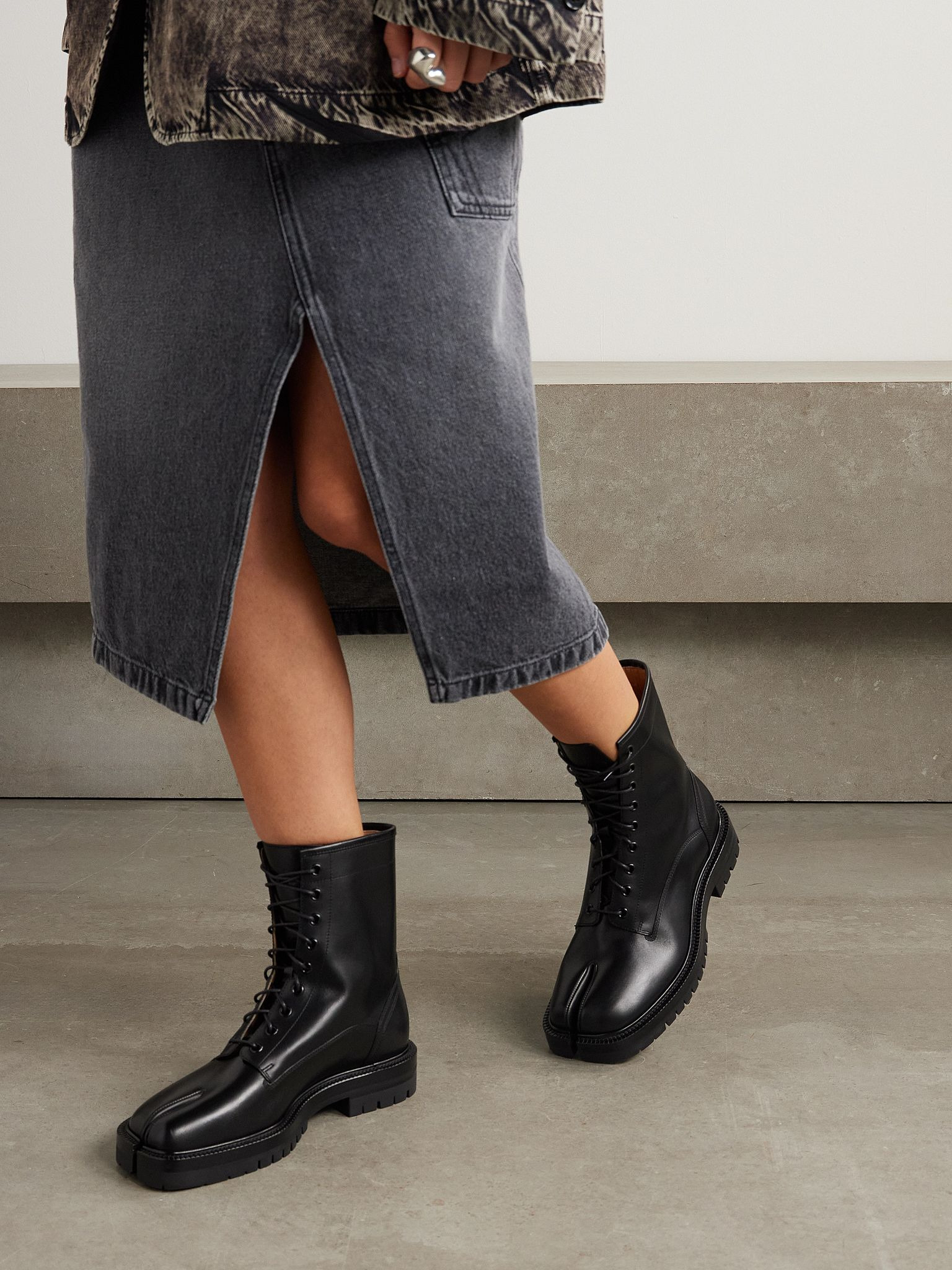 Tabi leather ankle boots Black - 2
