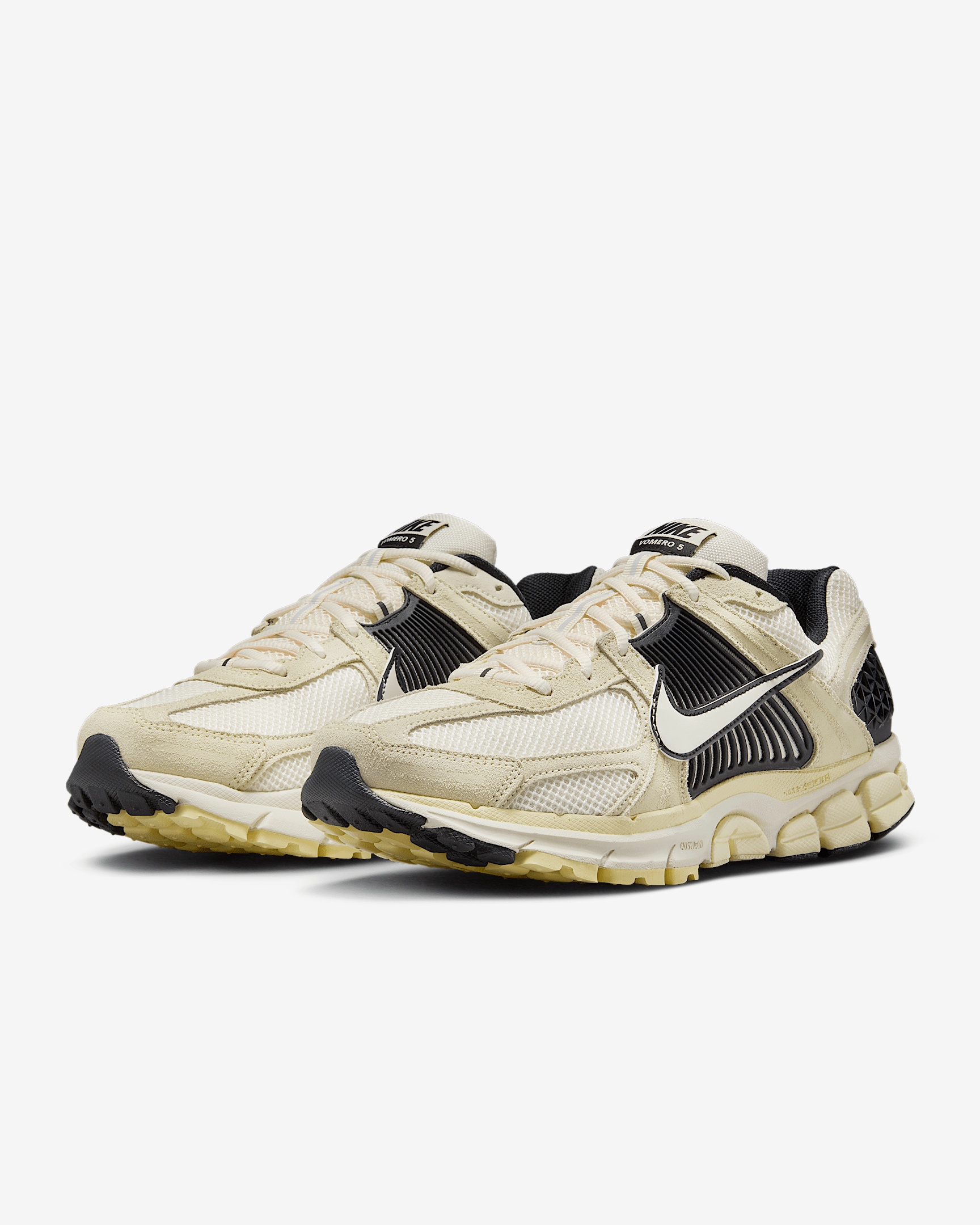 Nike Zoom Vomero 5 Men's Shoes - 5
