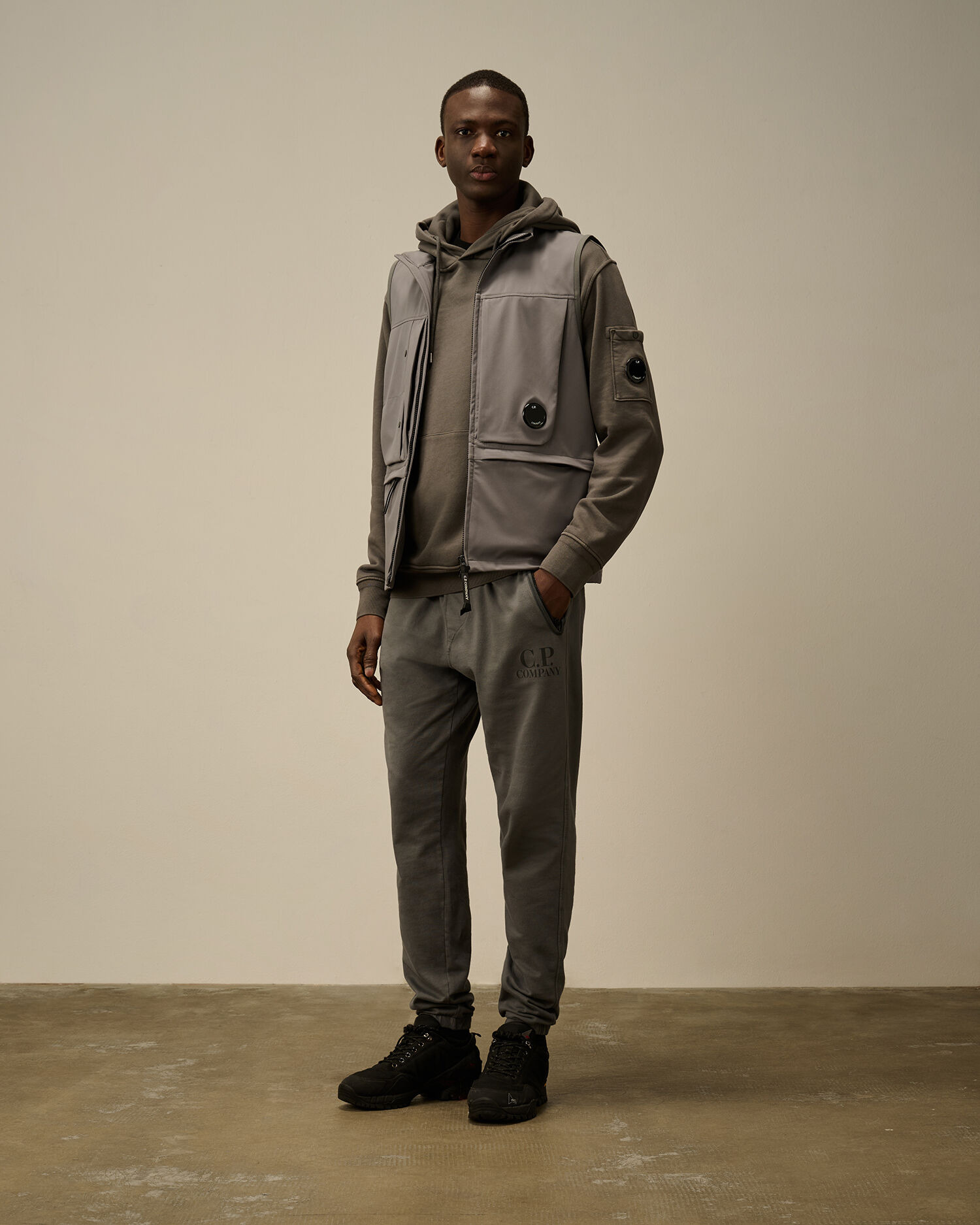 Light Fleece Logo Sweatpants - 2