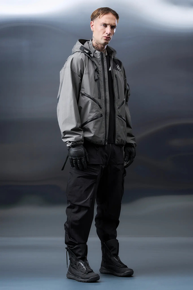 J91U-WSKP Windstopper® Modular Jacket 3