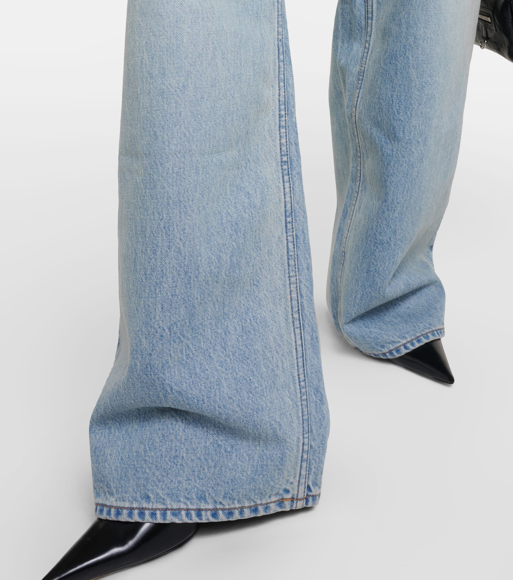 Mid-rise wide-leg jeans - 5