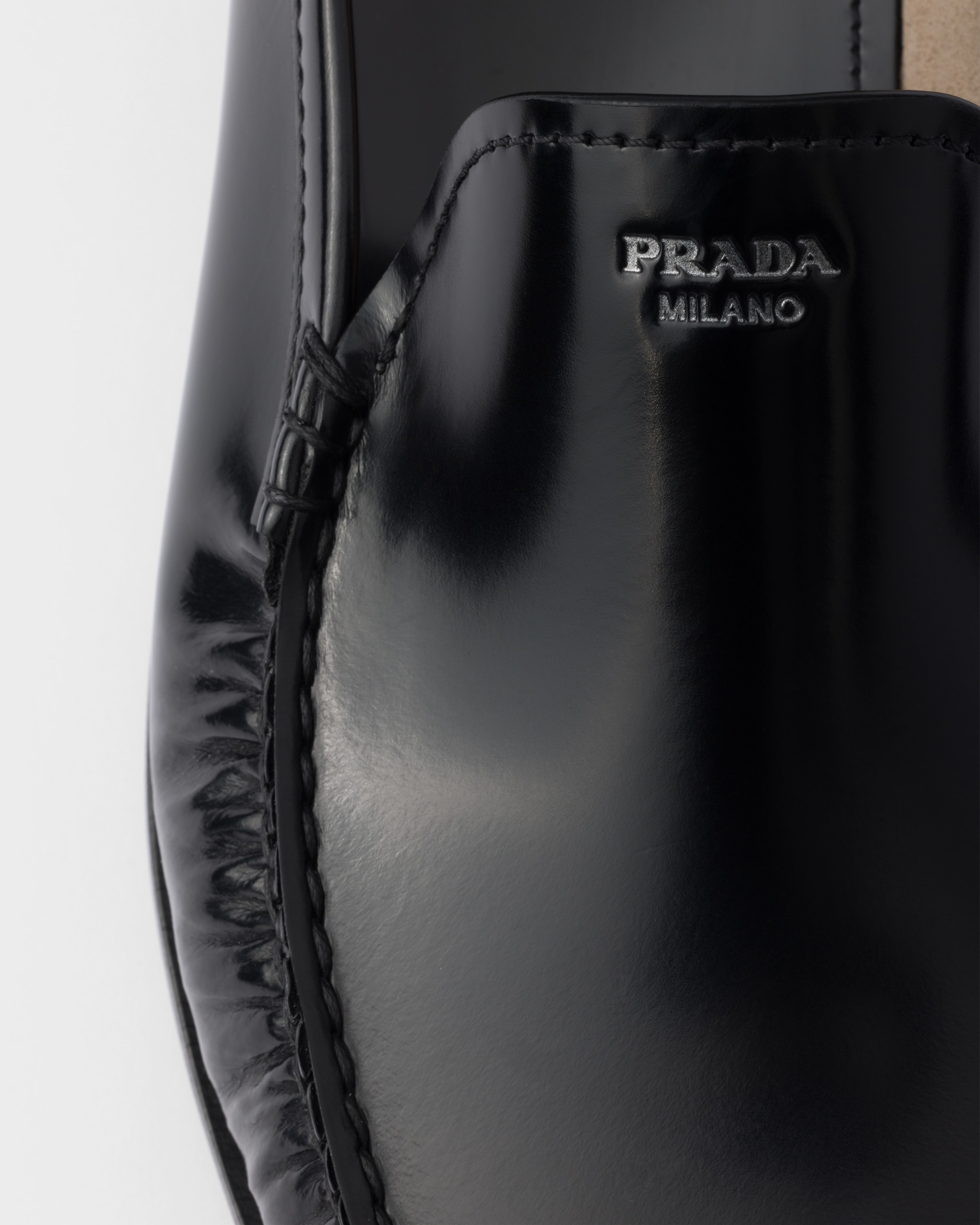 Brushed leather loafers - 7