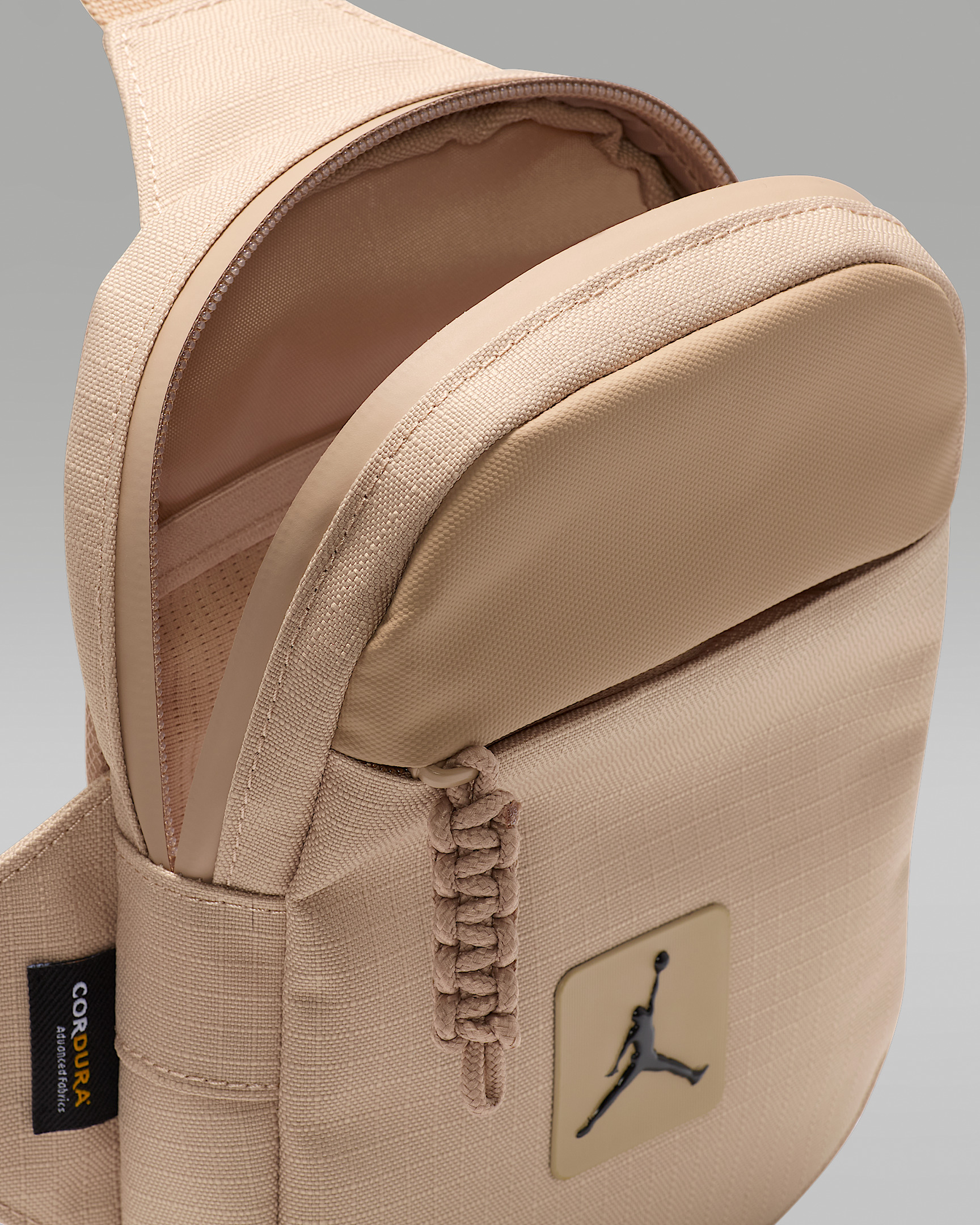 Jordan Hip Bag (1L) - 4