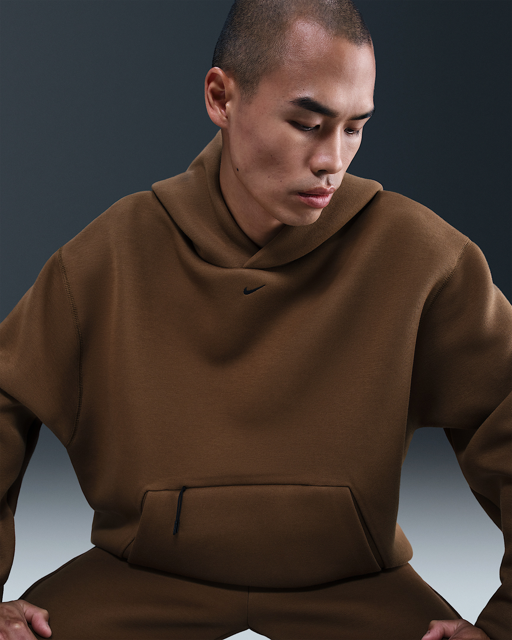 Nike Tech Men's Fleece Oversized Hoodie - 3