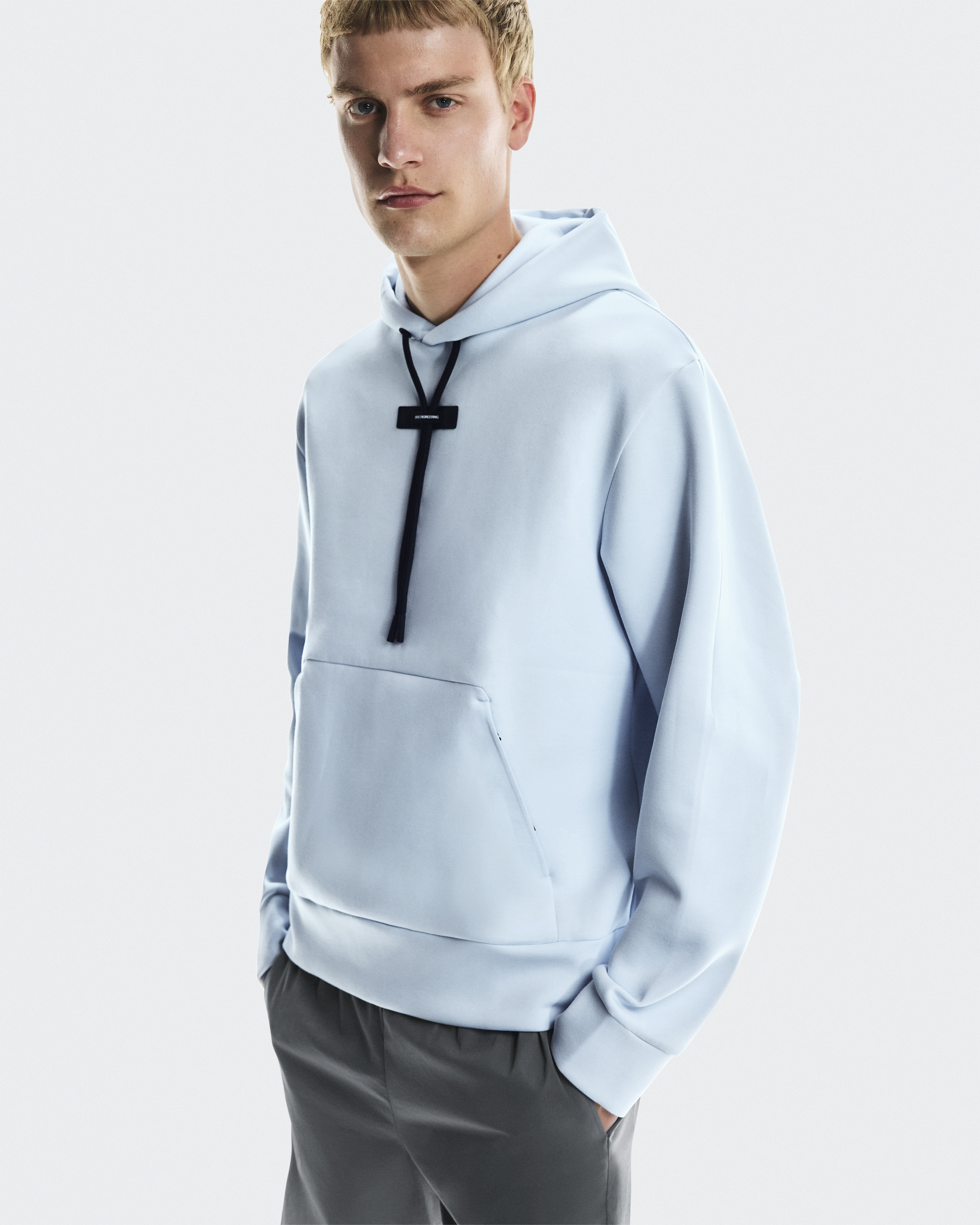 Focus Tech Hoodie - 3