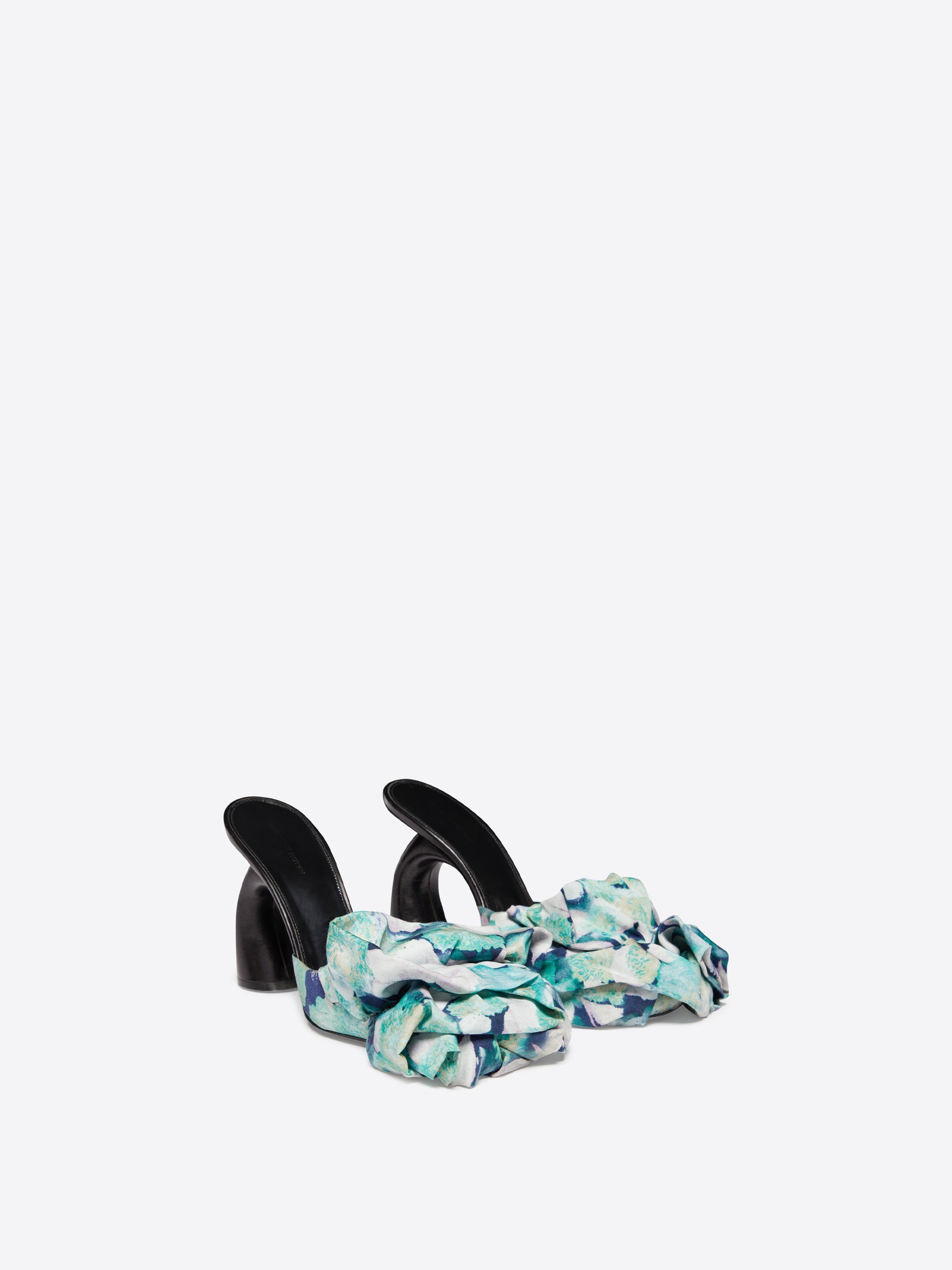 RUFFLED MULES - 3
