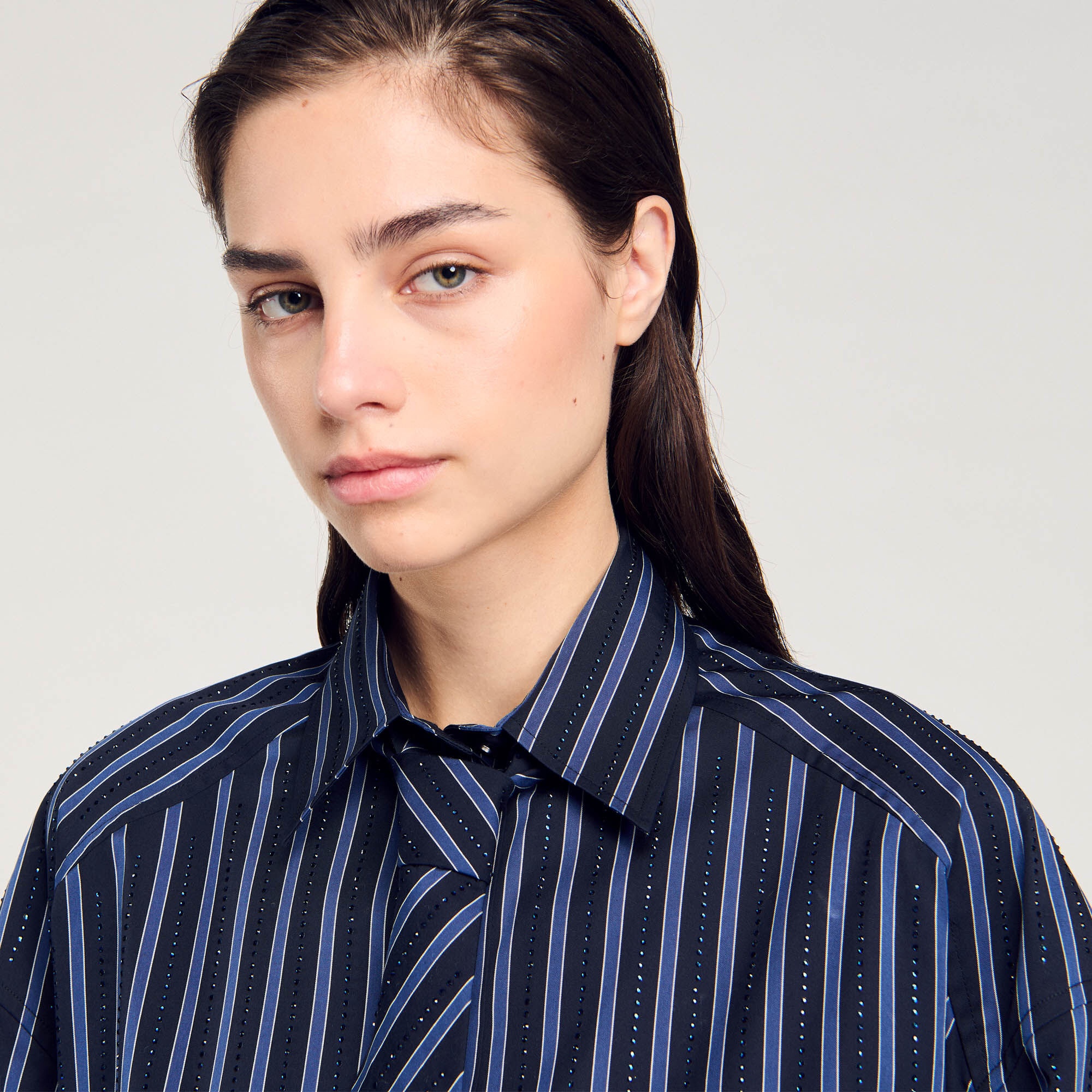 RHINESTONE TIE SHIRT - 4