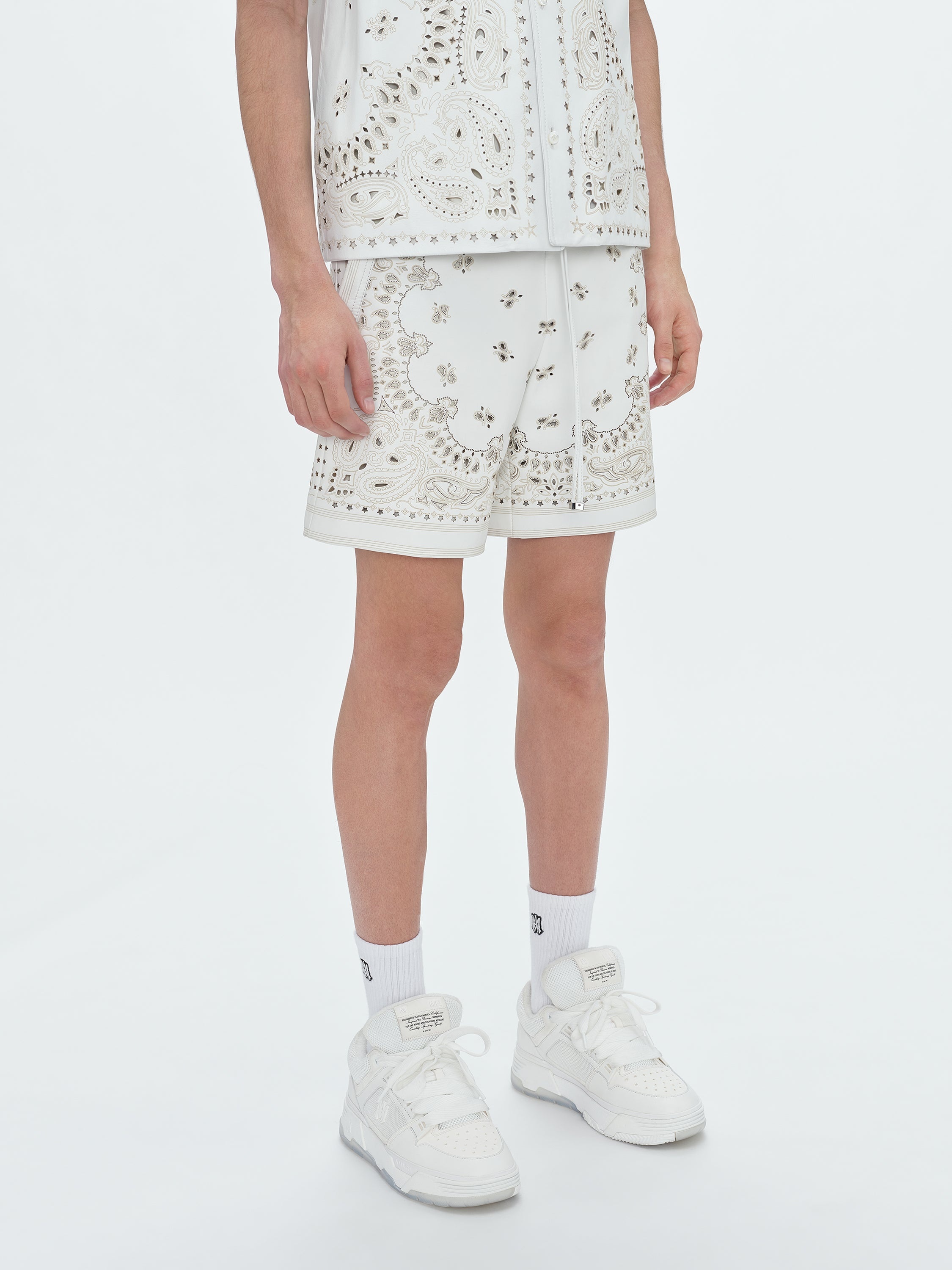 LEATHER BANDANA SHORT - 4