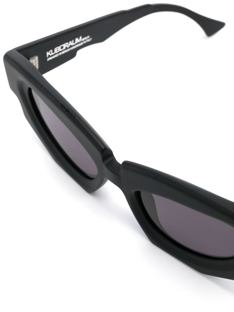 cat-eye frame sunglasses 3