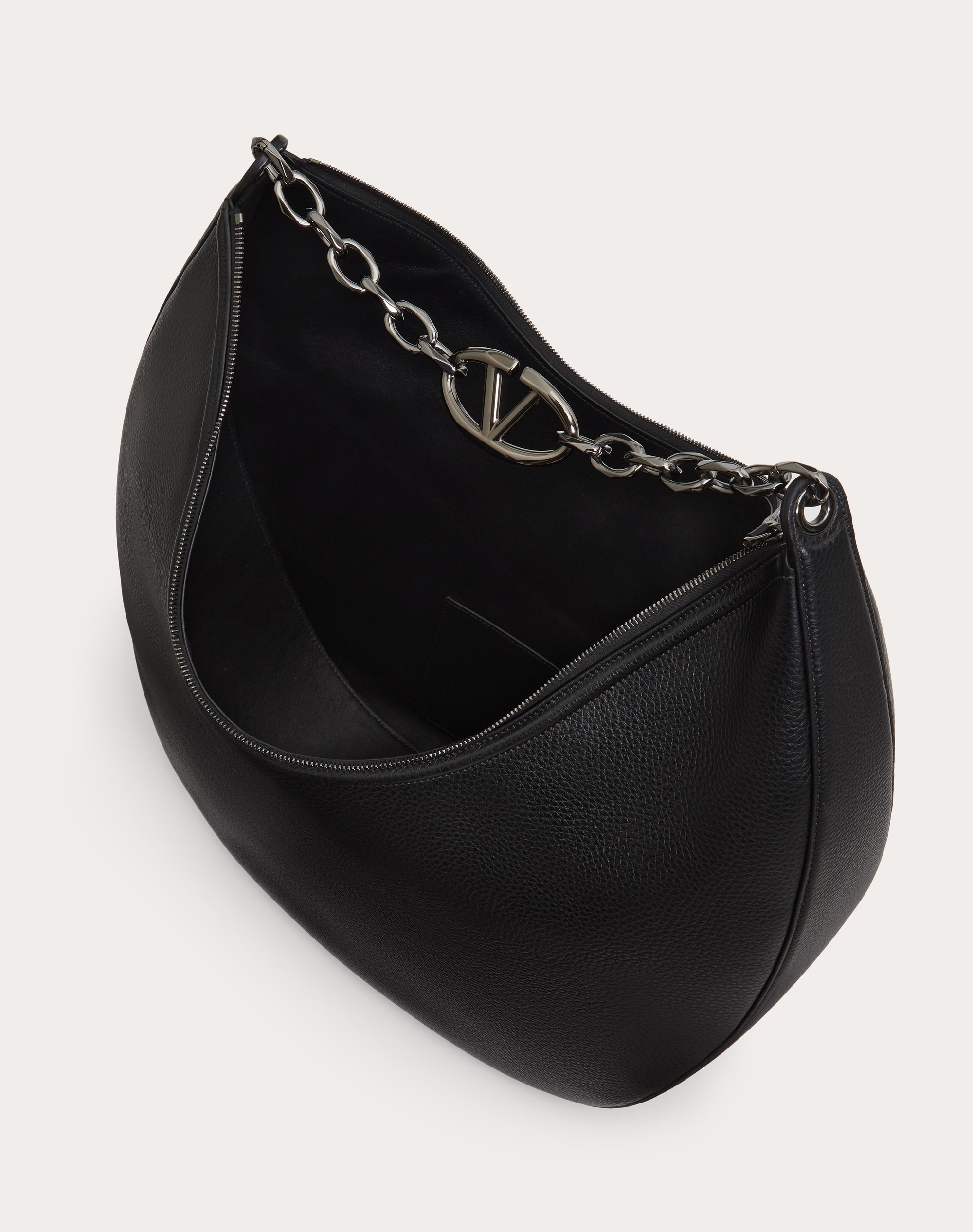 MAXI HOBO VLOGO MOON BAG IN GRAINY CALFSKIN WITH CHAIN - 6