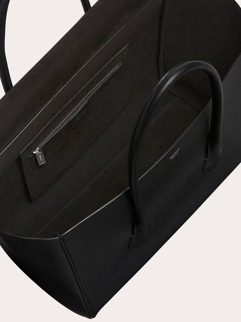 East-West tote bag 5