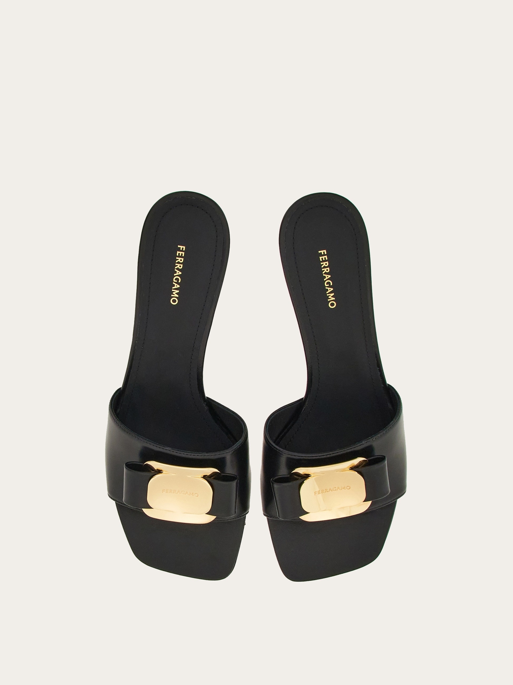 FERRAGAMO New Vara plate slide | REVERSIBLE