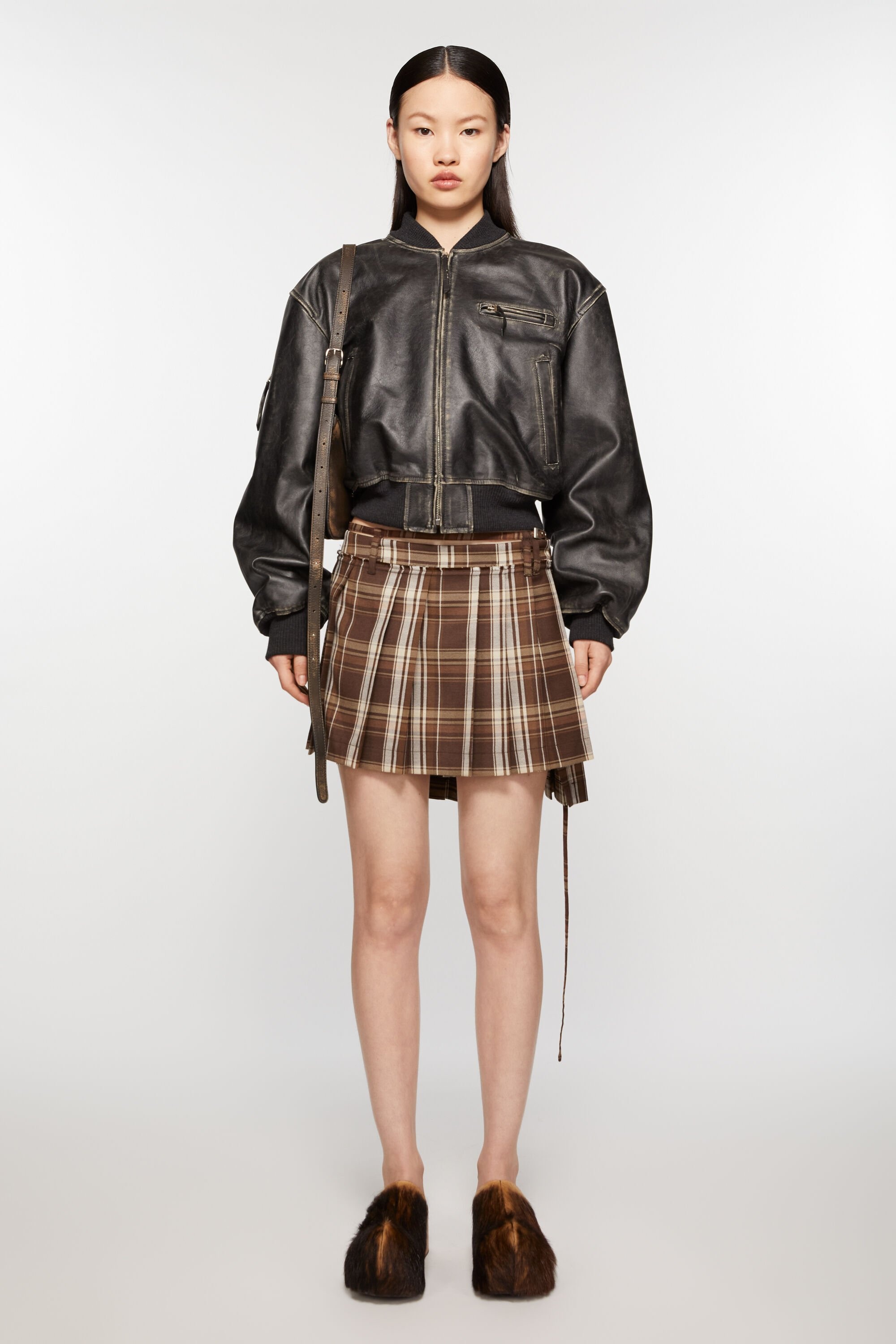 Asymmetric pleated skirt - Brown/beige - 2