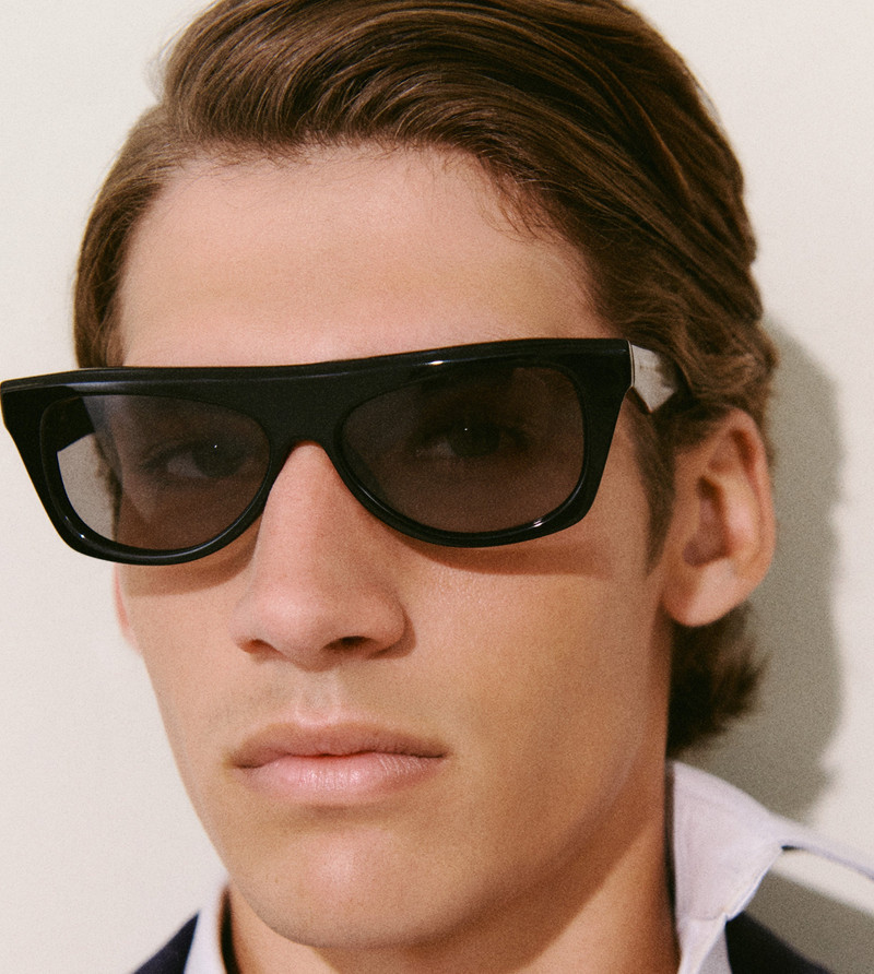 JACQUEMUS Pina Flat Top Sunglasses in Black outlook