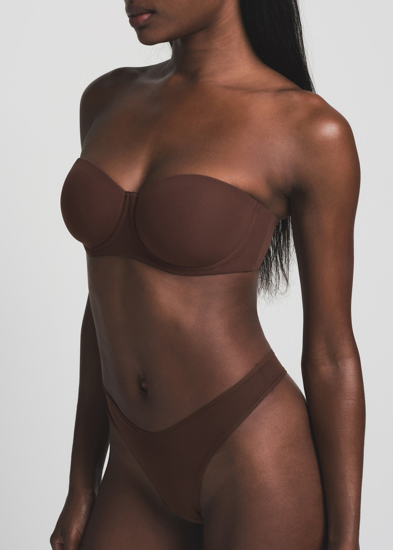 SKIMS Skims Strapless bra outlook