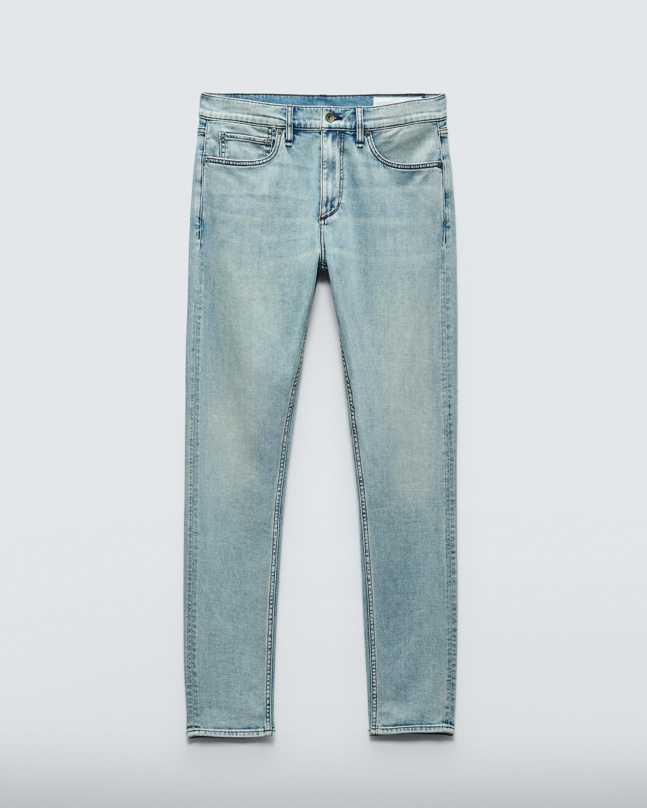 Fit 1 - Aden
Skinny Fit Aero Stretch Jean - 1
