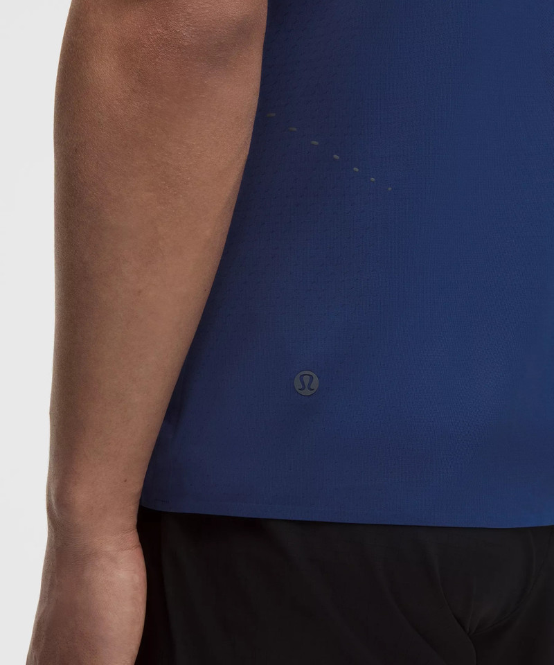 Fast and Free Short-Sleeve Shirt 5