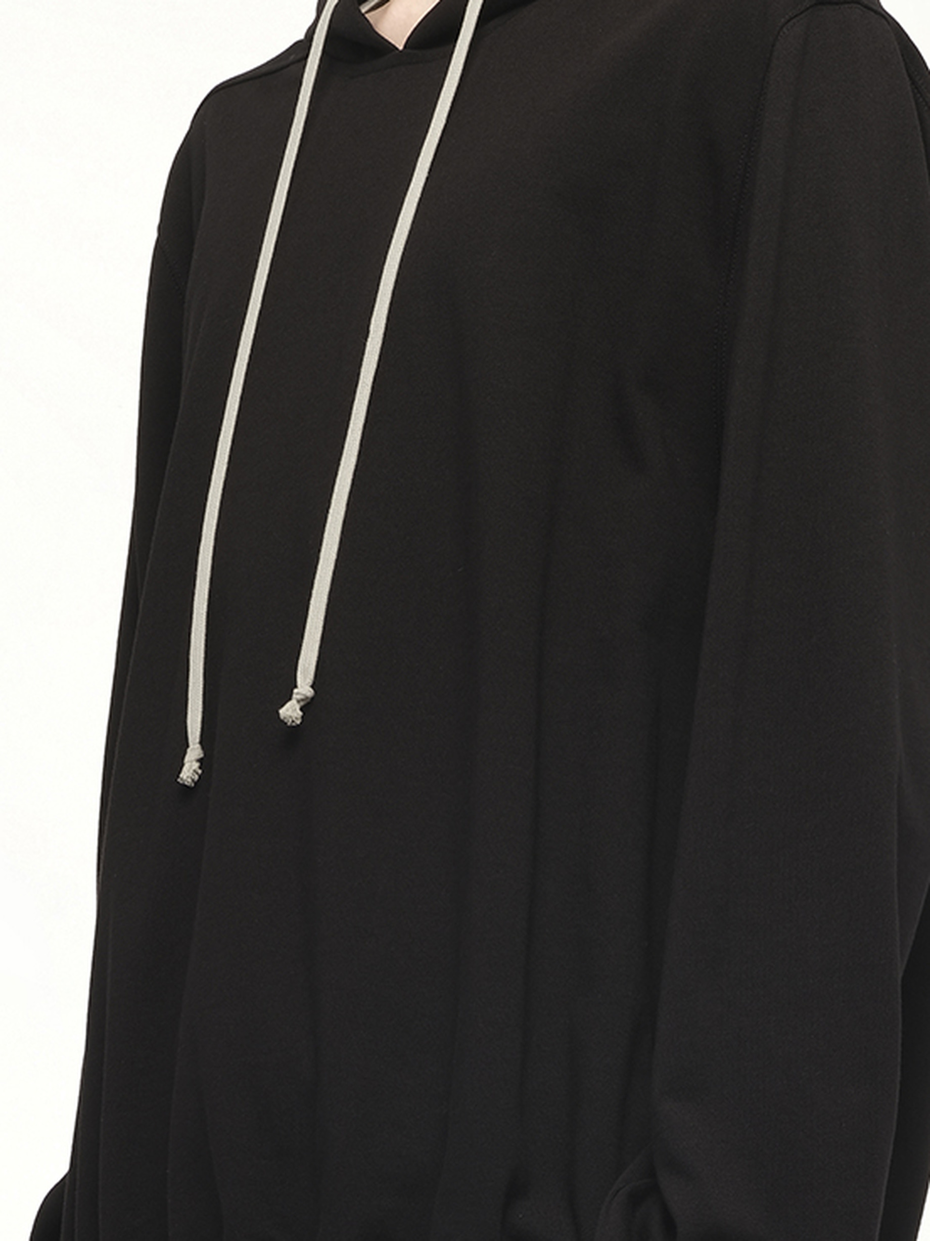 Pullover Hoodie in Black - 3