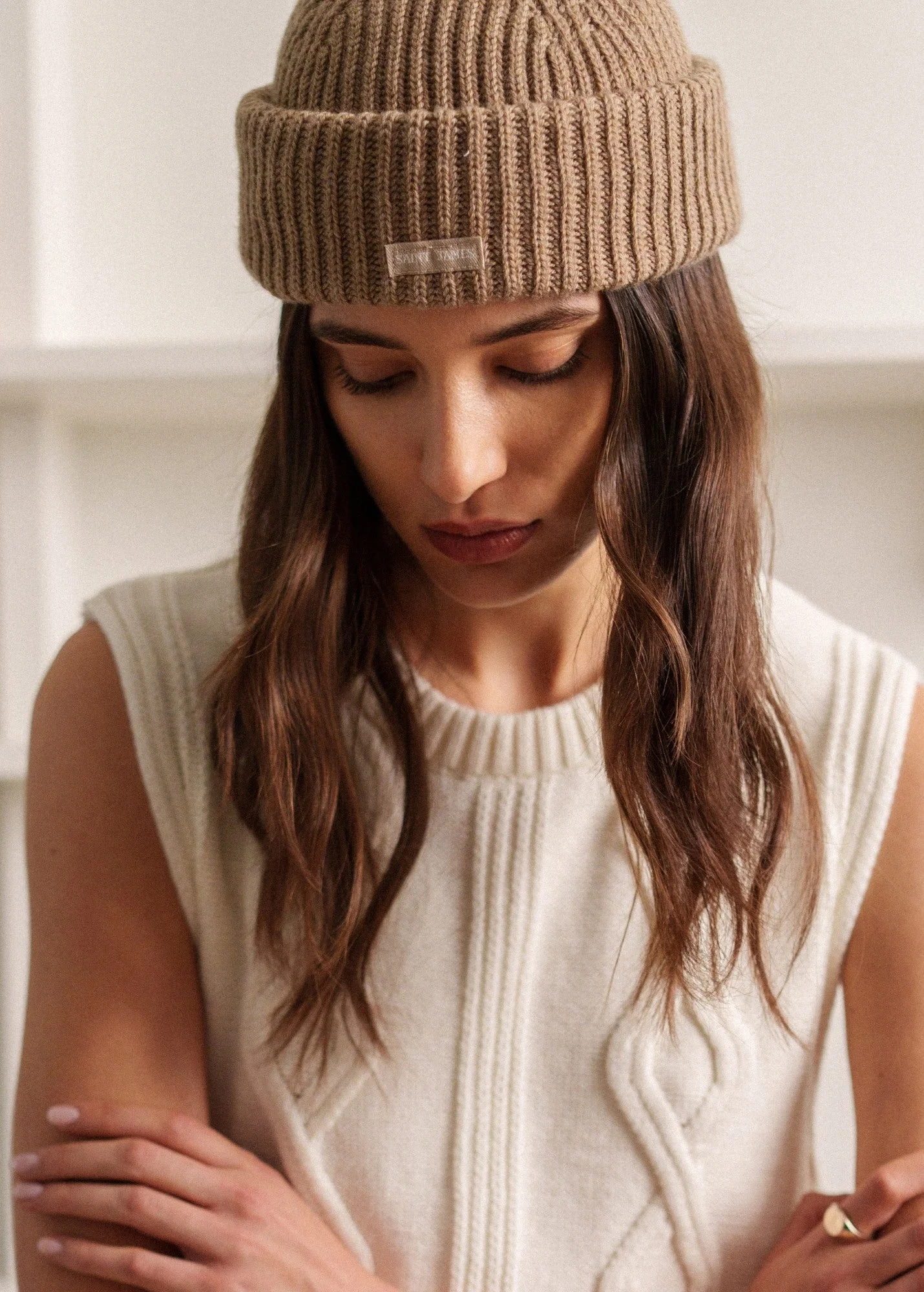 MIKI MAILLE - Short Ribbed Knit Fisherman Beanie - 1
