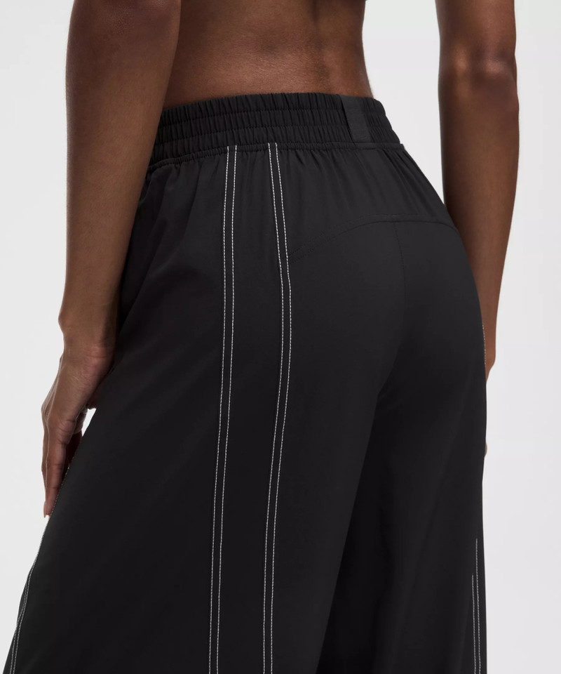 Define High-Rise Swift Jogger *Regular 6