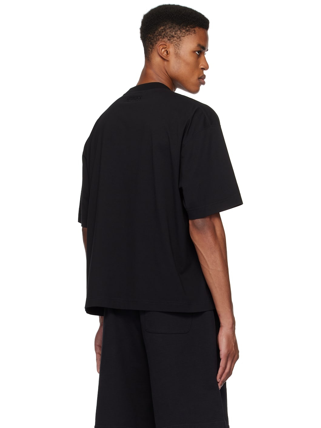Black 'VET' Cropped Boxy T-shirt - 3