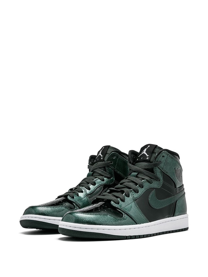Jordan Air Jordan 1 Retro hi-top sneakers outlook