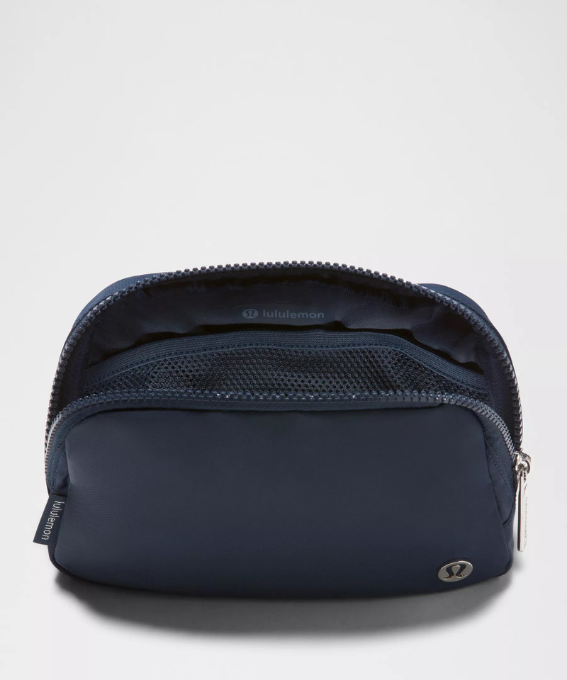 Everywhere Belt Bag with Long Strap 1L 5