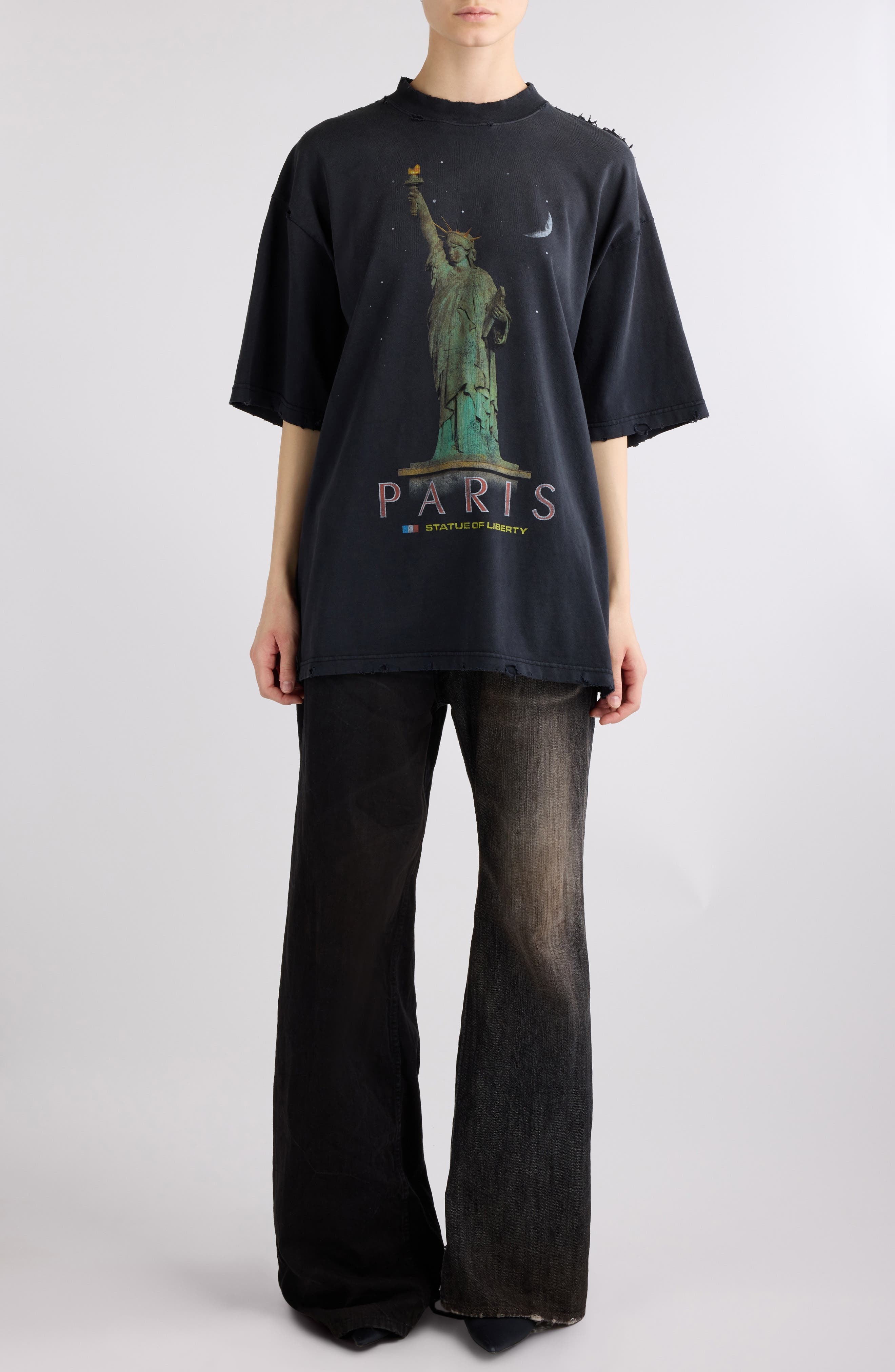 Paris Liberty Medium Fit Distressed Cotton Graphic T-Shirt - 6