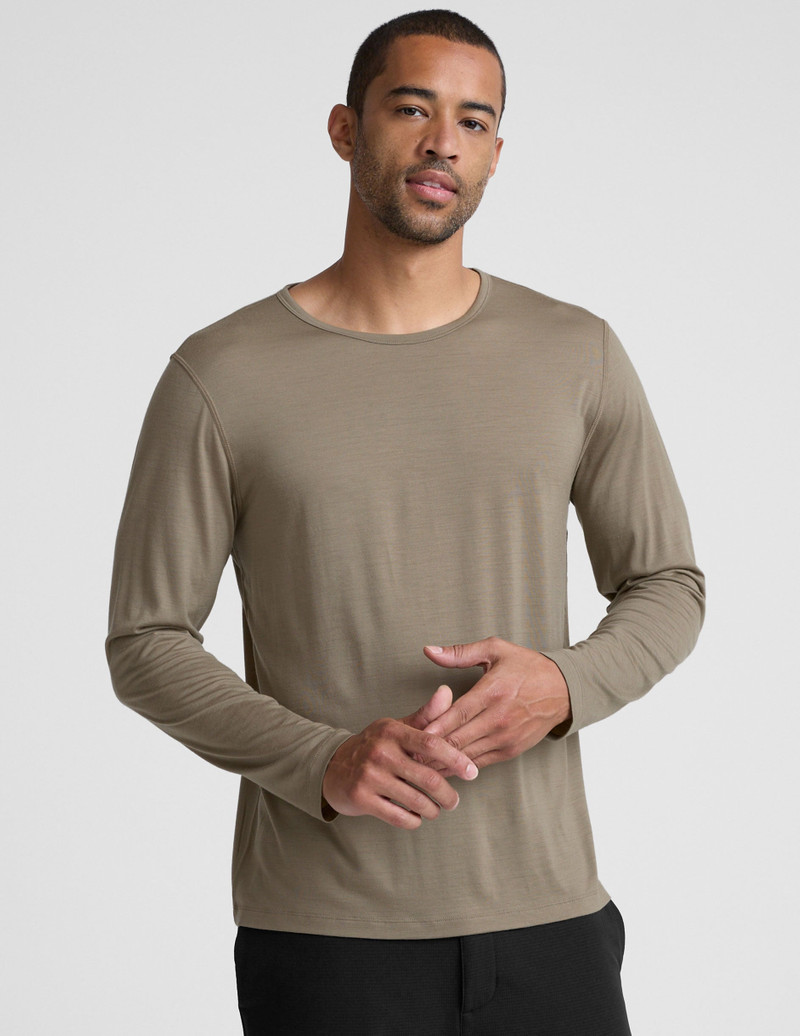 BEYOND YOGA Merino Wool Men's Long Sleeve Crew outlook