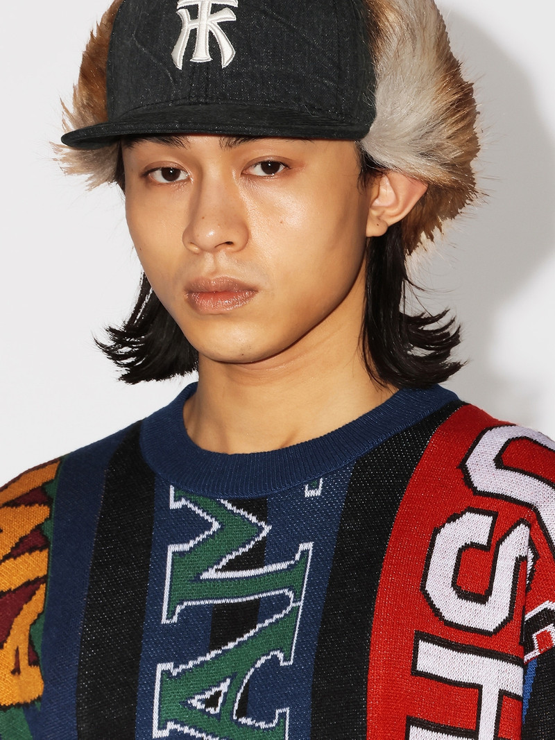 MULTI SOCCOER SCARF KNIT CREWNECK 6