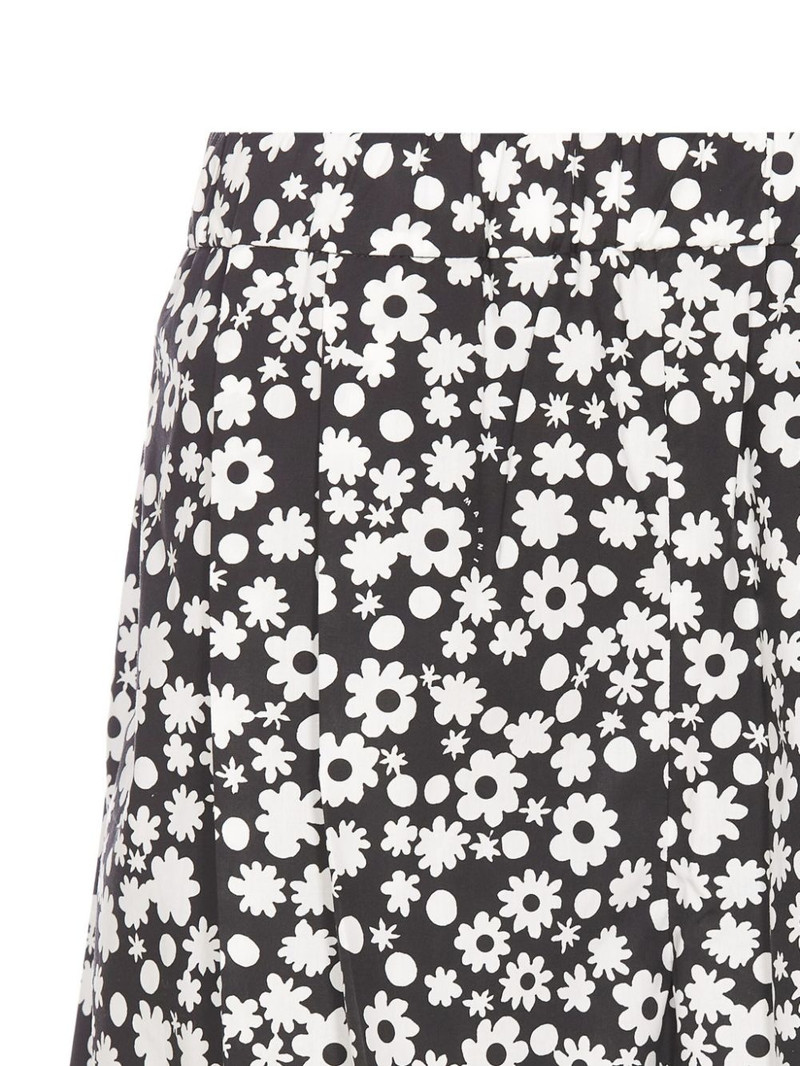 floral-print shorts 4