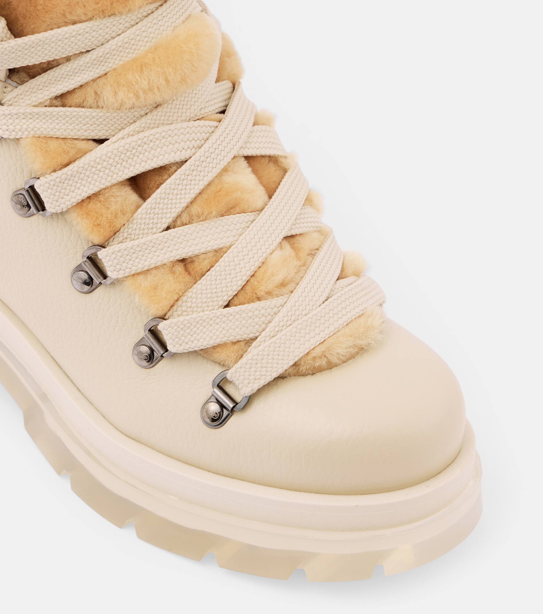 Shearling-trimmed leather ankle boots - 5
