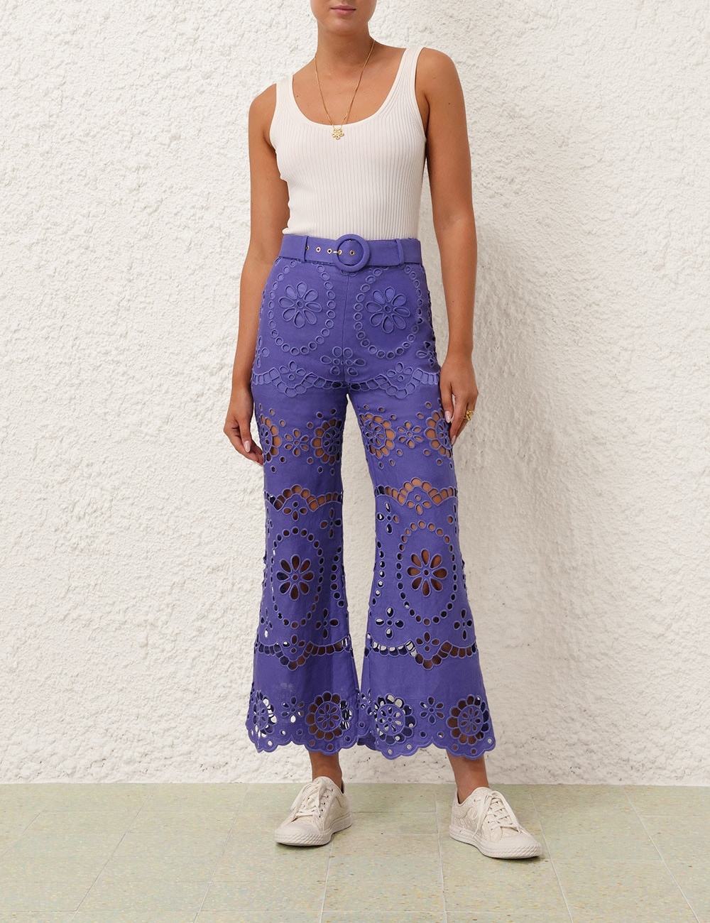 【Zimmermann】POP EMBROIDERED CROP PANT クロップド パンツ Zimmermann Pop Embroidered Crop Pant in Blue | FWRD