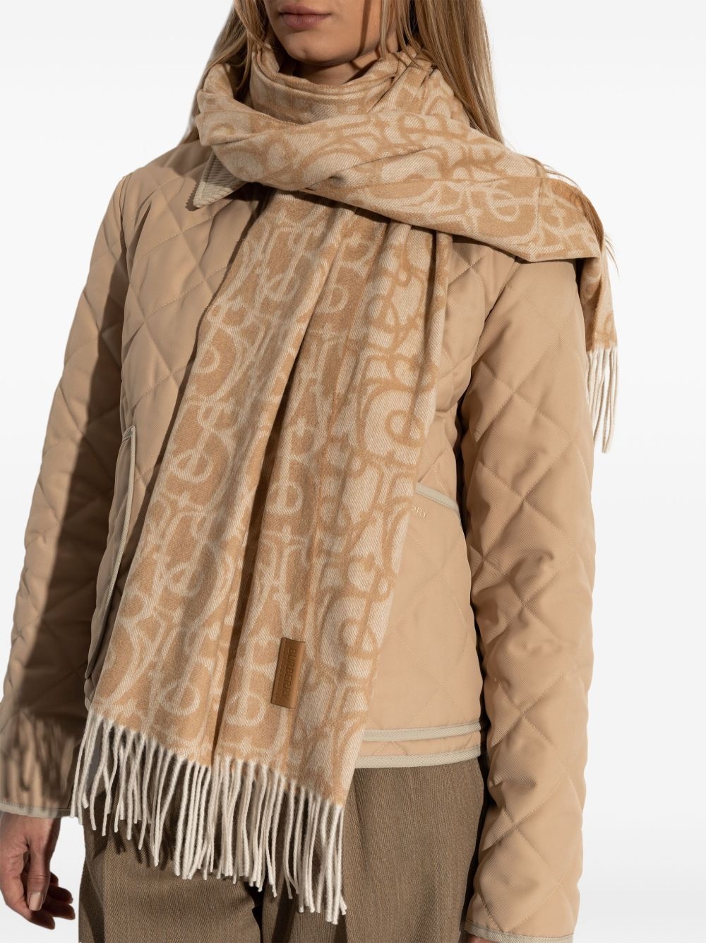 B Charm scarf - 4