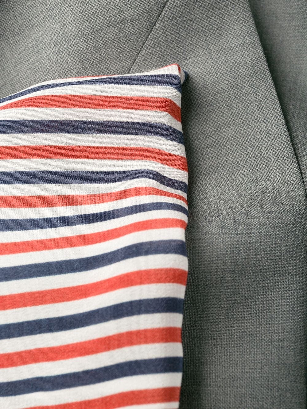 4-Bar plain weave suiting jacket - 7