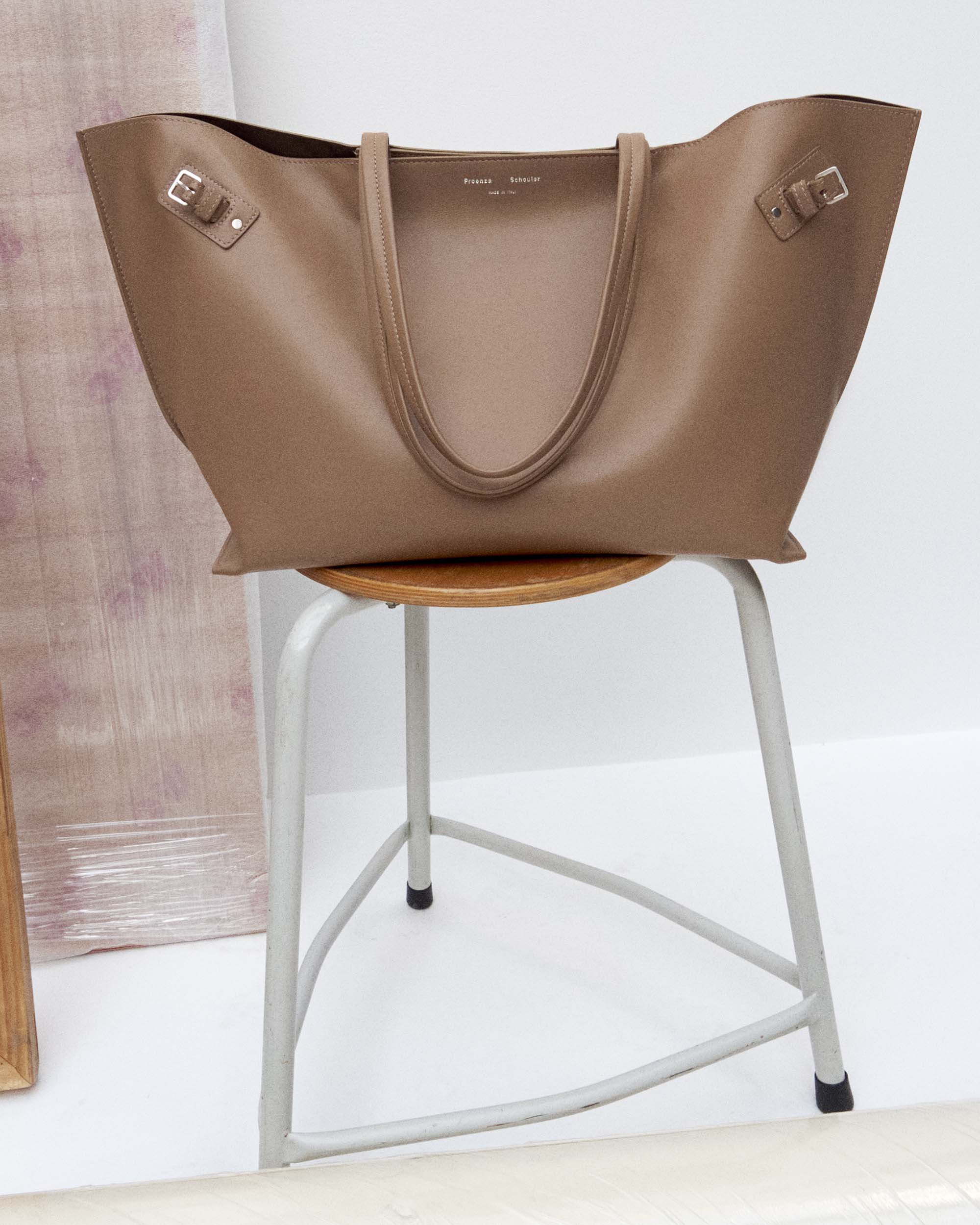 Days Carryall in Smooth Calf - 7