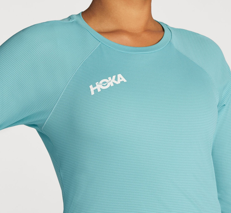 HOKA Women's Glide 3/4 Sleeve outlook