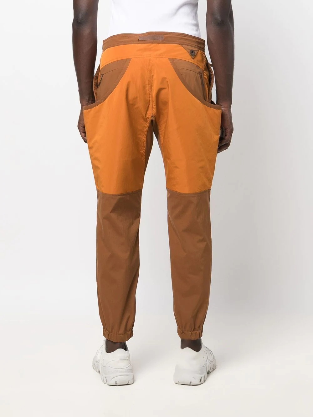 colour-block tapered trousers - 4