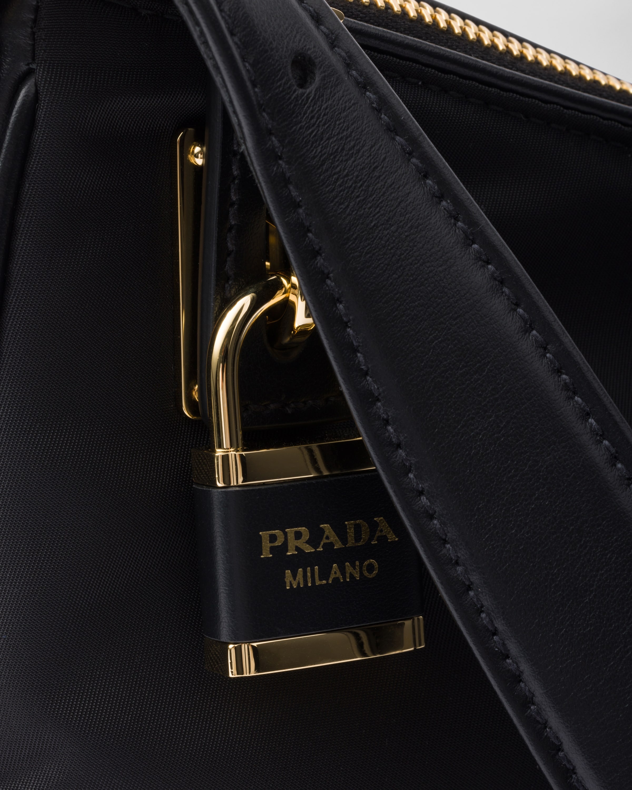 Prada Aimée large Re-Nylon and leather shoulder bag - 5