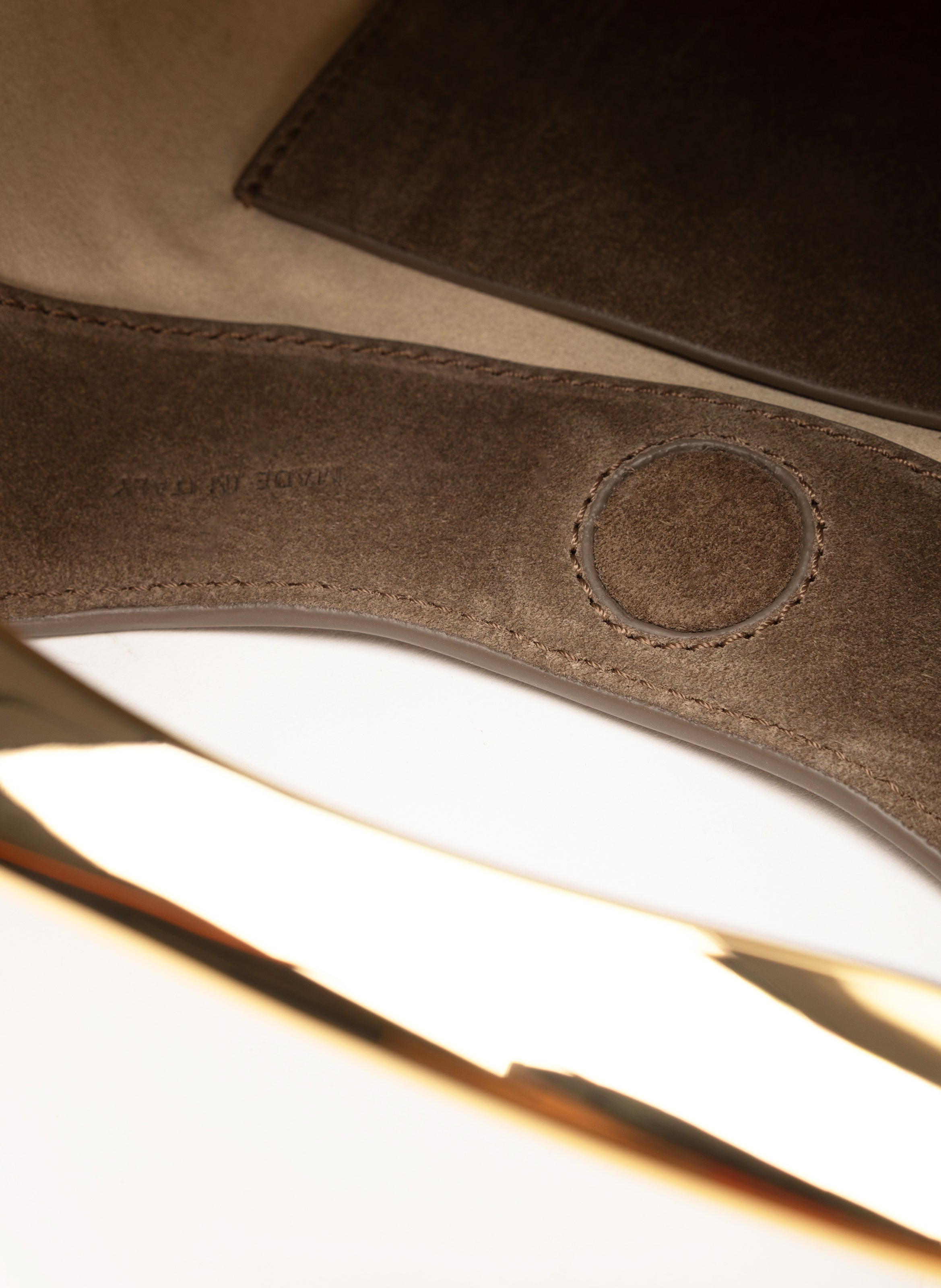 Small Boomerang Suede Taupe - 4