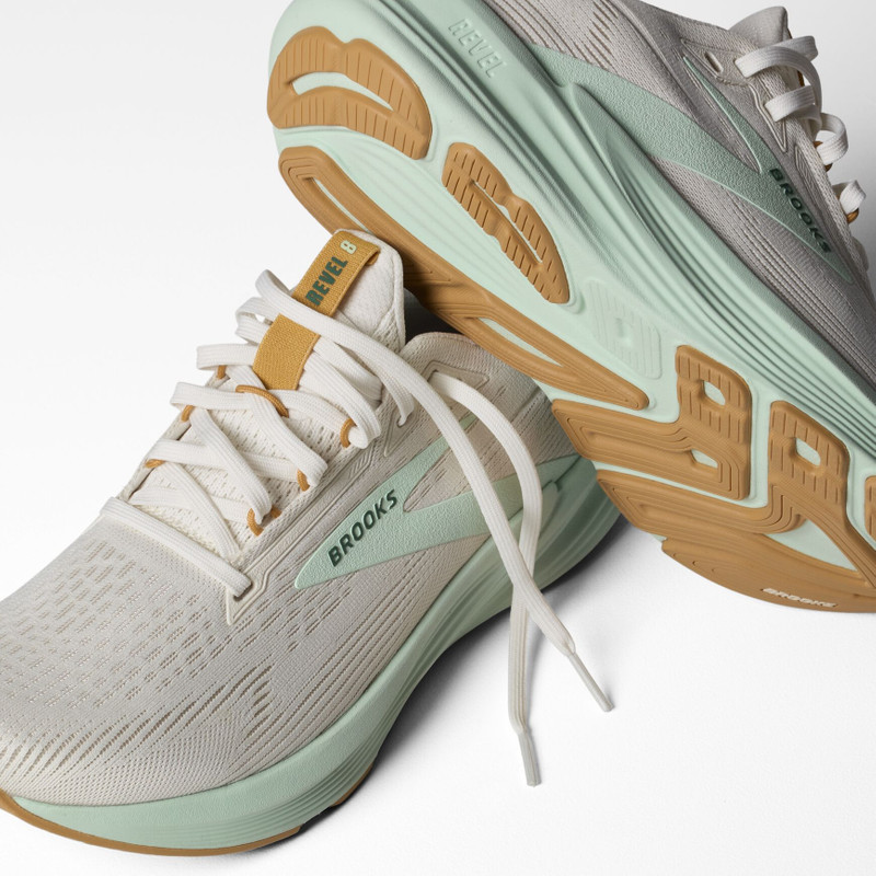 BROOKS Revel 8 outlook