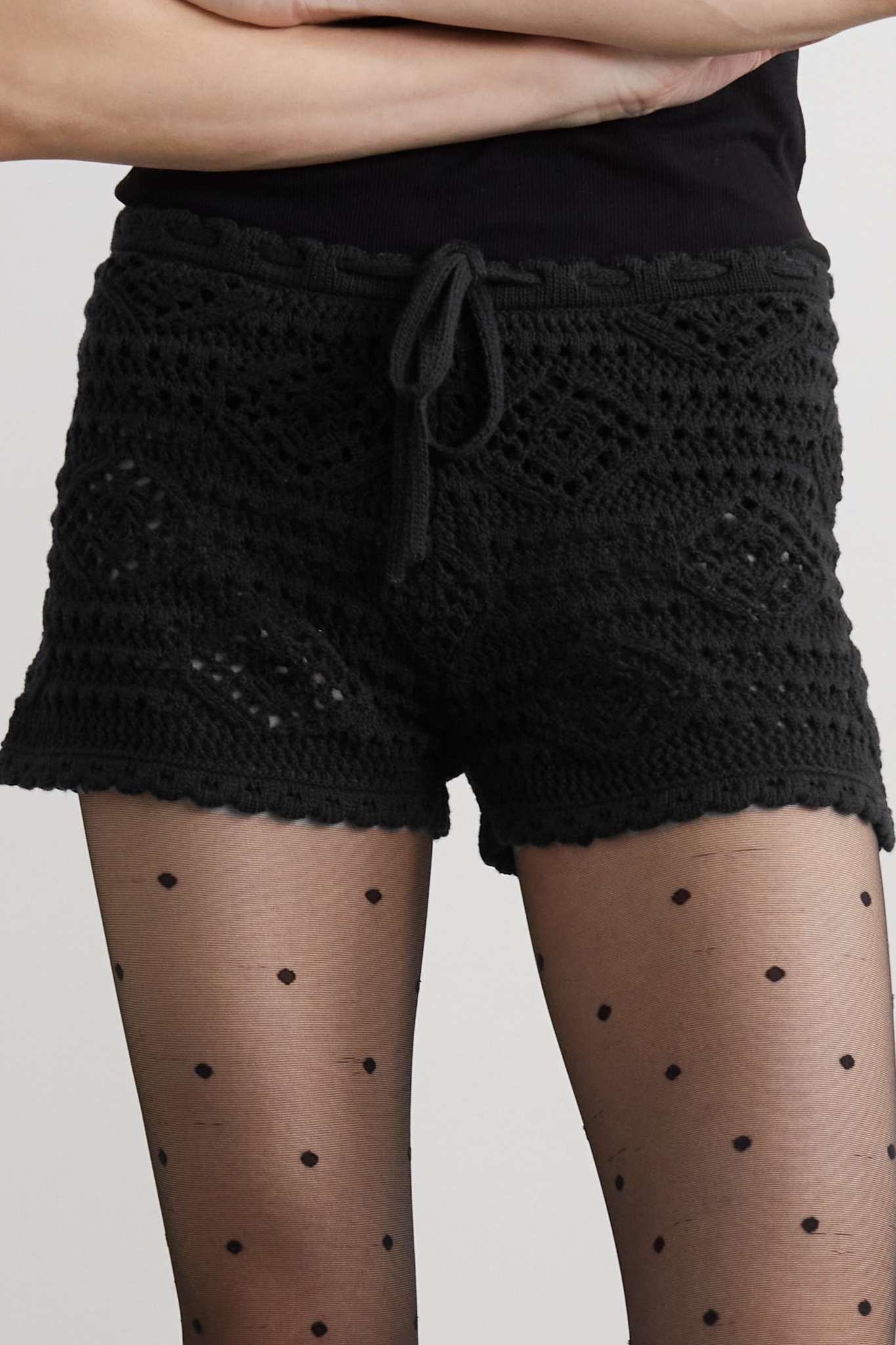 Crocheted wool shorts - 3