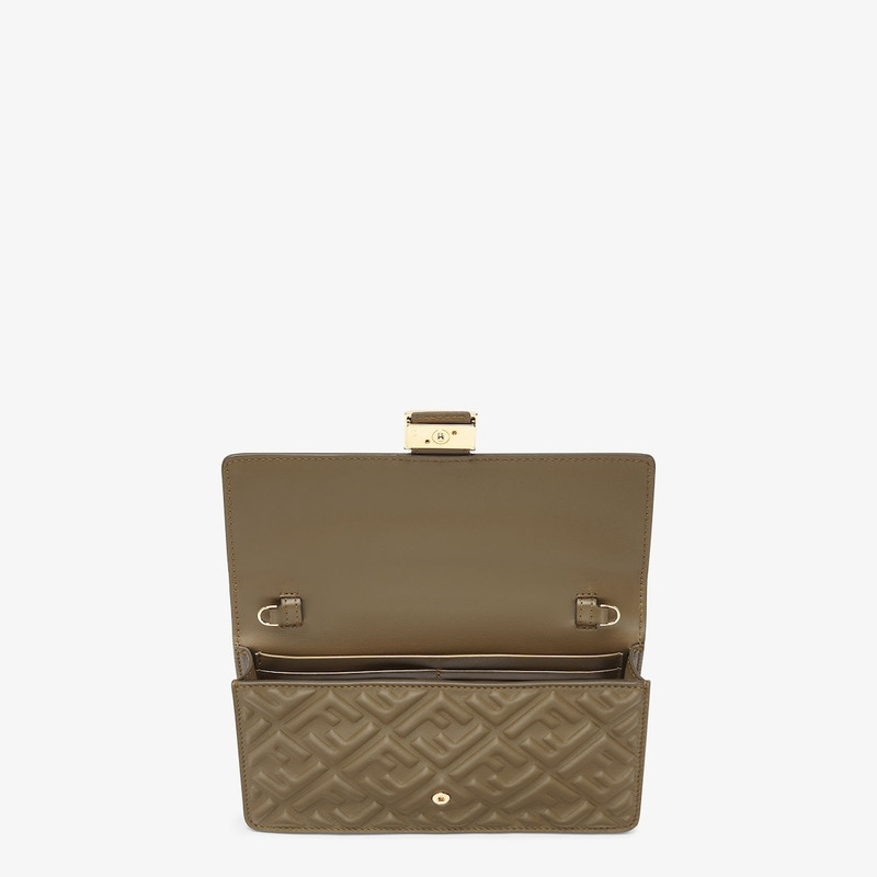 Wallet On Chain Baguette 4