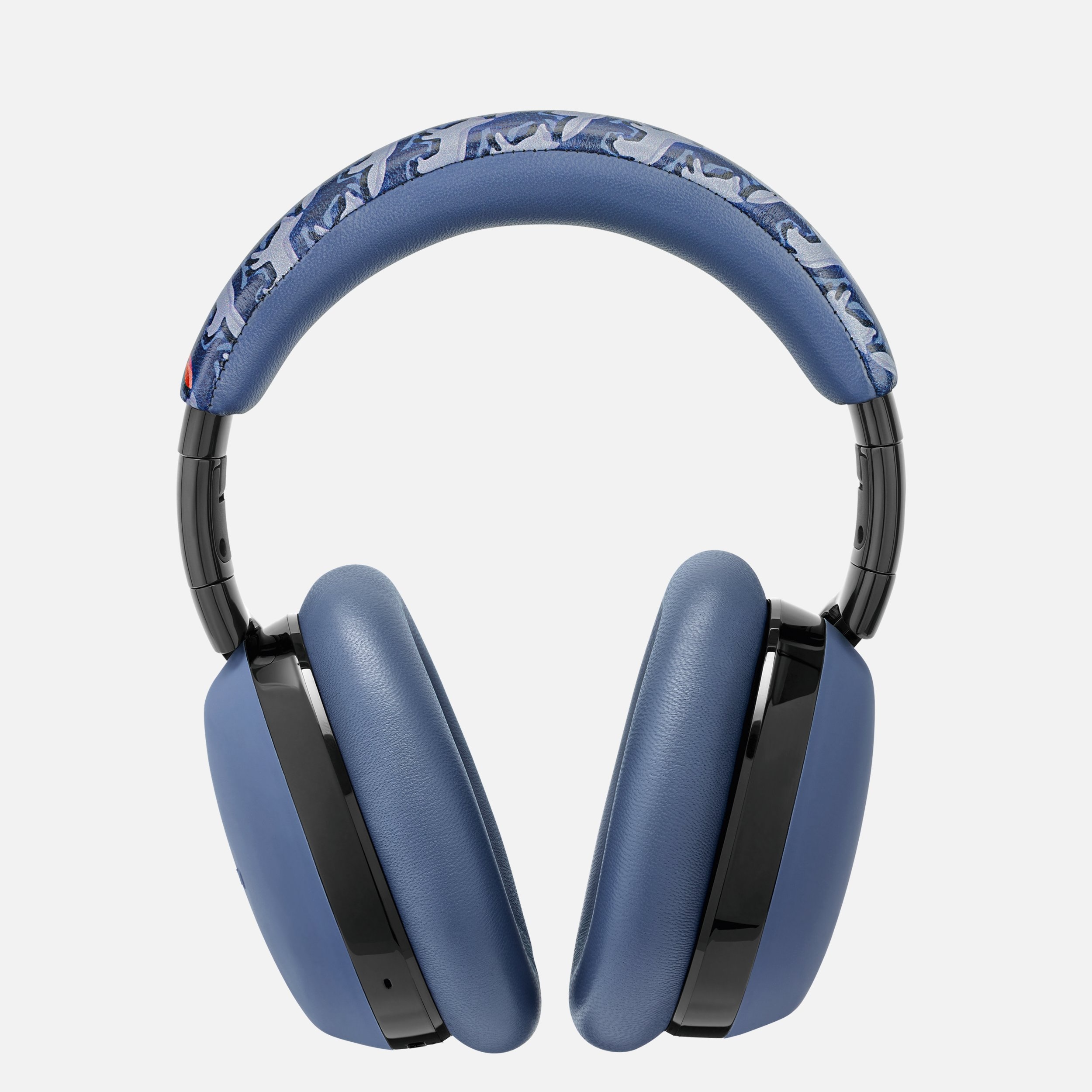 Montblanc MB 01 Over-Ear Headphones x Maison Kitsuné - 2