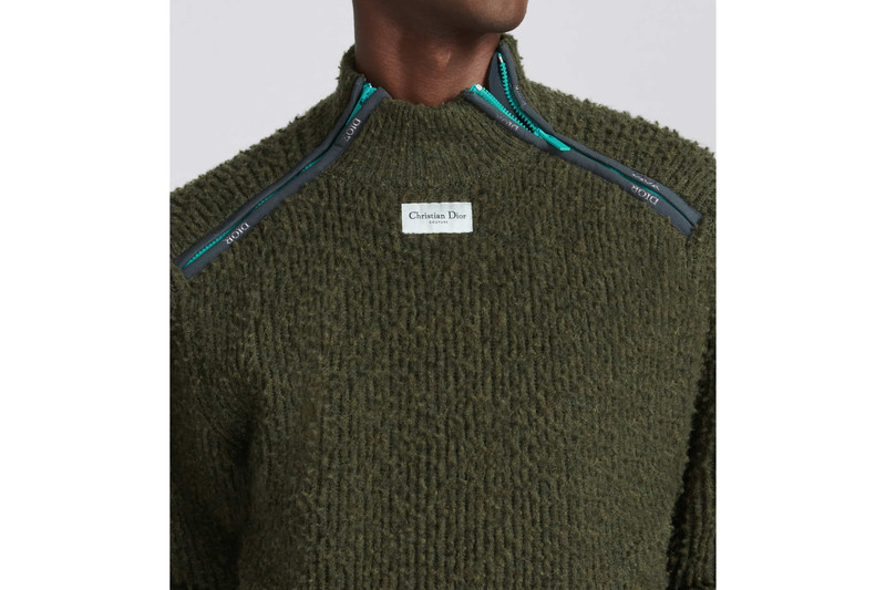 Sweater with Zipped Collar 7