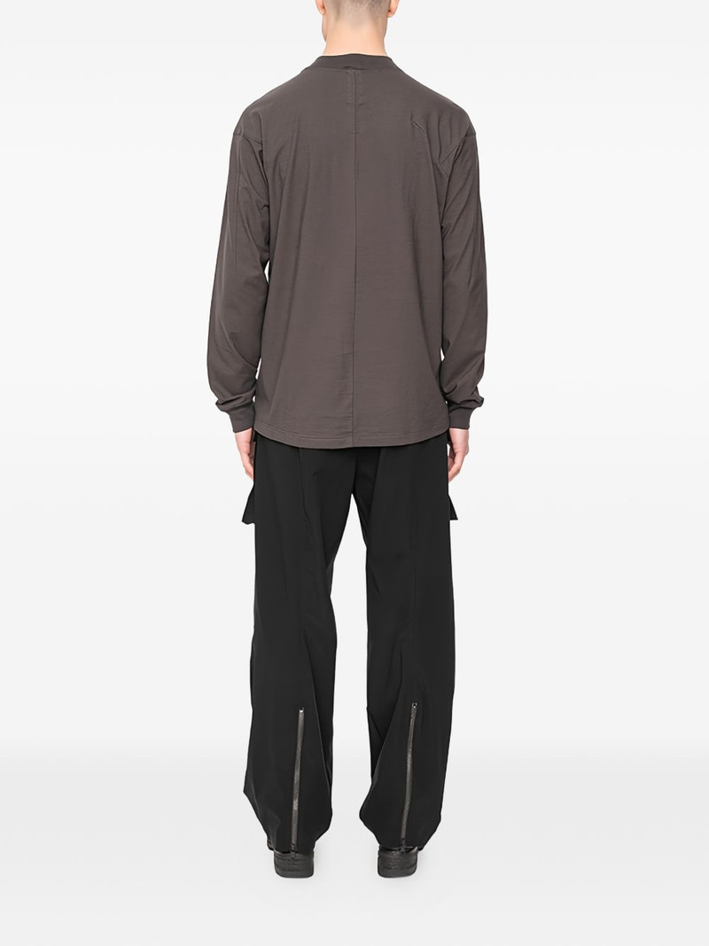 long-sleeve T-shirt 4