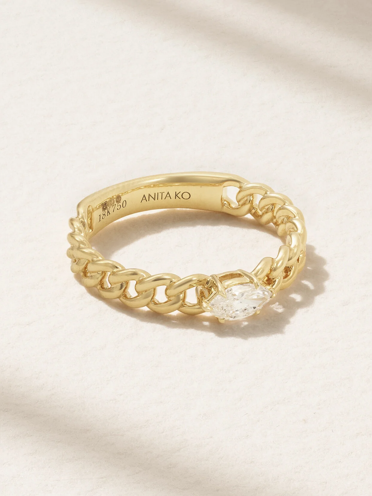18-karat Gold Diamond Ring - 1