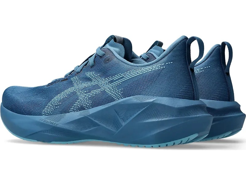 ASICS Novablast 5 - 4