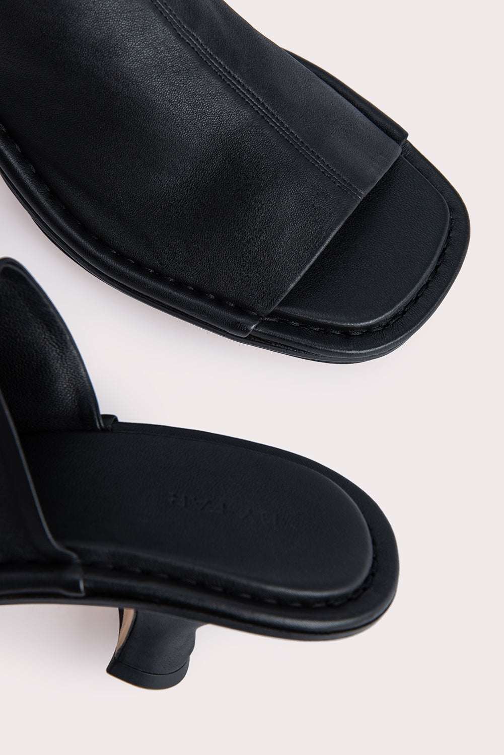 Frankie Black Stretch Leather - 4