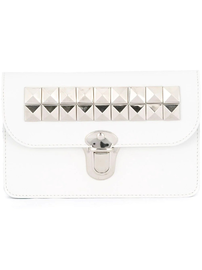 Studs wallet 1